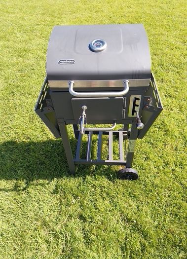 Charcoal bbq