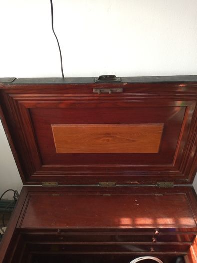 Victorian cabinet makers, mahogany lined tool chest