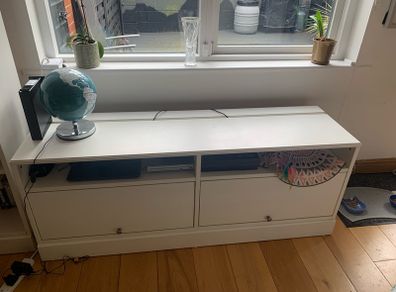 IKEA TV unit - 'as new', bargain price entirely