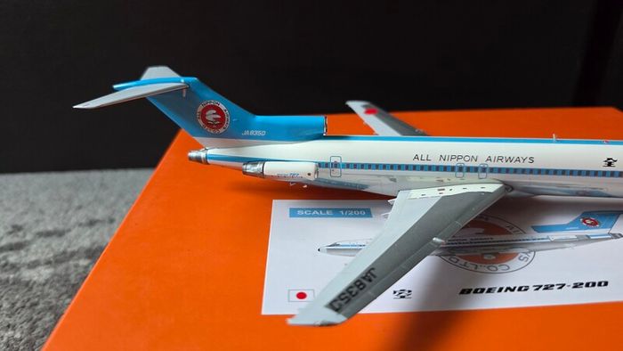 JC Wings 1:200 All Nippon Airlines Boeing B-727 200