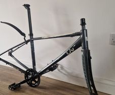 Liv frame ( carbon fork )