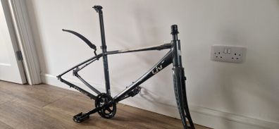 Liv frame ( carbon fork )