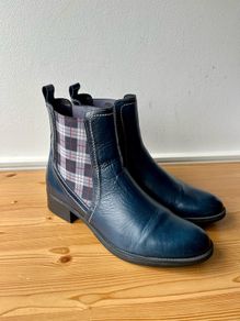 Luis Gonzalo ankle boots 39/6