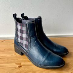 Luis Gonzalo ankle boots 39/6