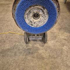 Floor buffer
