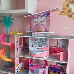 Doll house