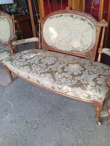 Victorian parlour sofa