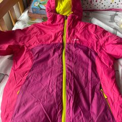 Girls coat - as new