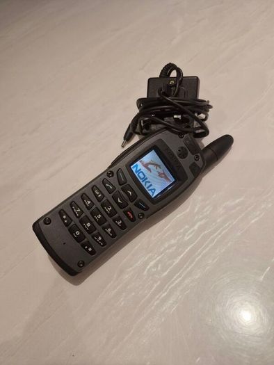 Nokia THR 4 THR880 Made in Finland TETRA, charger Nokia EADS TEA2