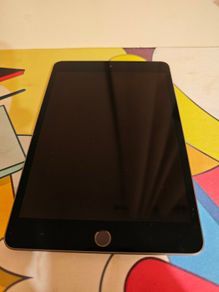 iPad Mini 5th Gen (A2133) - Good Condition - Unlocked / Clean iCloud