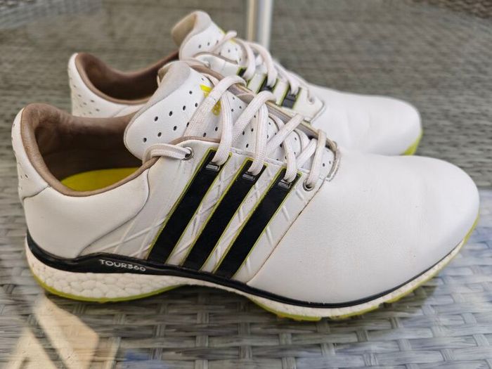 Adidas Tour360 Boost Golf Shoes White/Black UK 9 / EU 43.5 - Excellent Condition