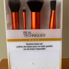 Real Techniques Base Brush Set