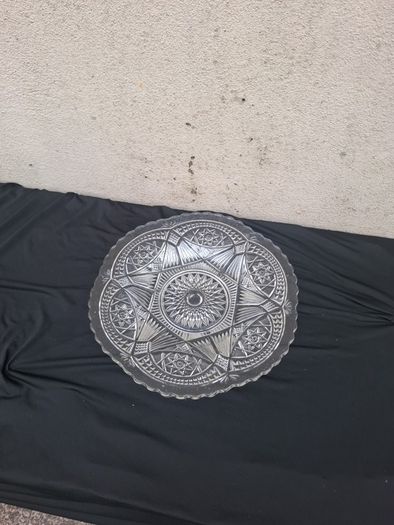 glass fruit bowl postage possible