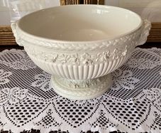 Vintage Wedgwood Queens Ware Pedestal Bowl