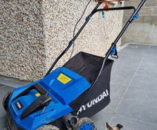 Hyundai Lawn Scarifier Aerator 1800W