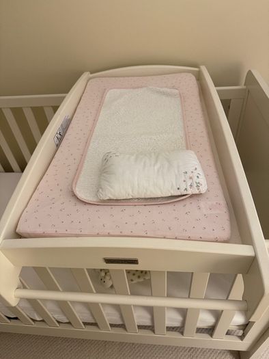 Mamas and Papas Cot Top Changer