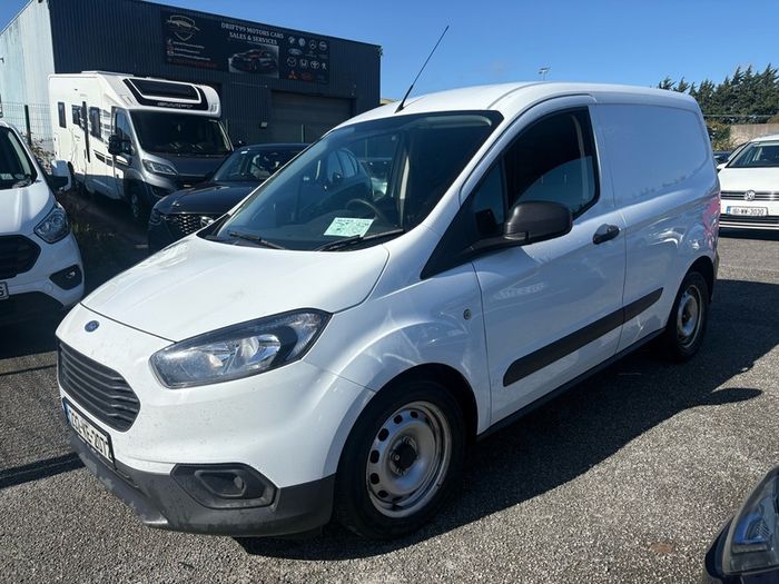 2023 Ford Transit Courier 1.5L Diesel New CVRT