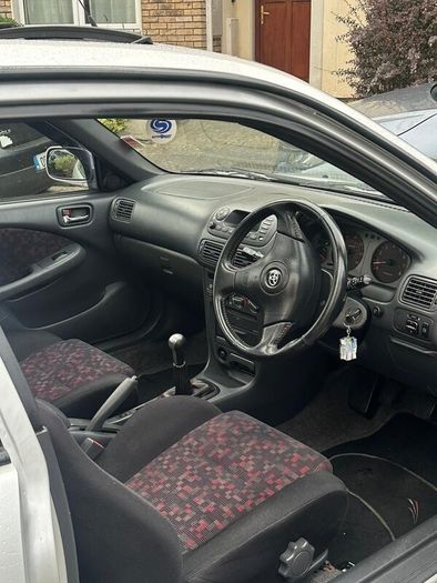 E11 Toyota Corolla Sr