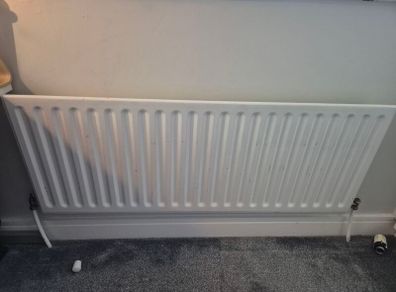 3 single panel radiators to give away