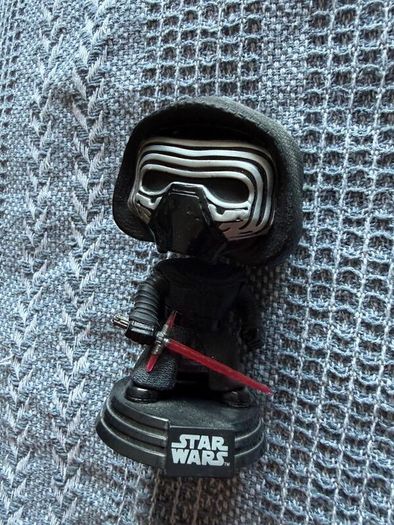 Kylo Ren Black Series