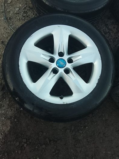 ford focus alloys
