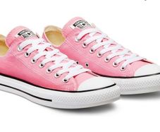 Girl's Converse . Size Uk Junior 13.5