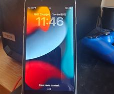 Apple iPhone SE