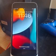 Apple iPhone SE