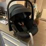 Maxi-Cosi Pebble 360 car seat and Maxi-Cosi familyfix 360 base Image 8