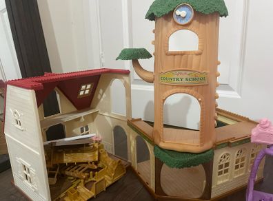 Random lot of Toy Buildings