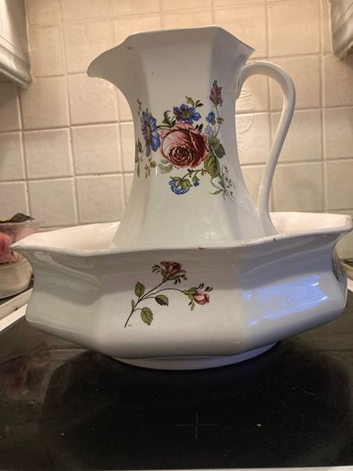Large Vintage Wash Bowl & Jug