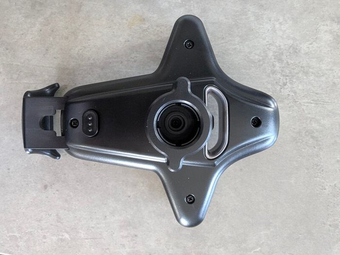 Tesla BYD car on screen gravity phone holder