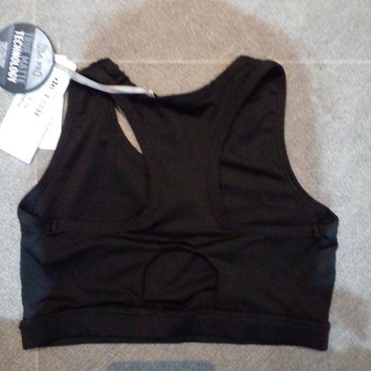 USA Pro sports bra size 9-10Y  New.