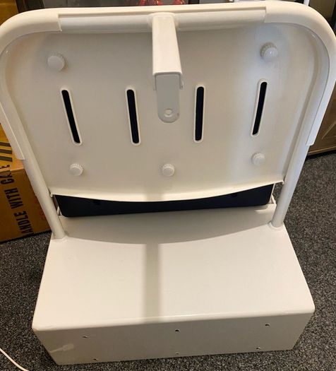 Shower chair metal wall mounted
