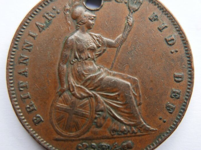 Victoria 1853 Copper Young Head Penny