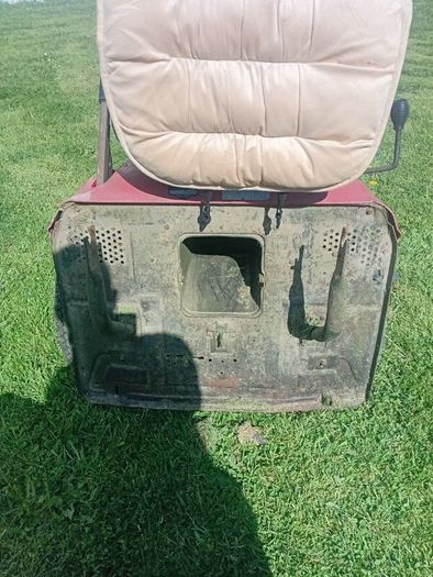 Castle garden  lawnmower