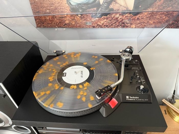 Technics SL-23a turntable/recorder