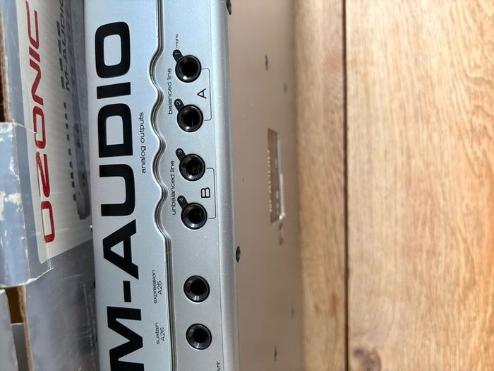 Maudio ozonic midi FireWire keyboard interface and controller