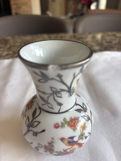 floral vase
