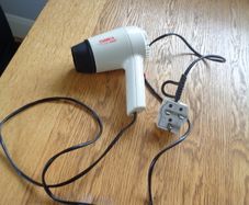 Clairol Turbo 1000 Hairdryer for Sale