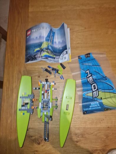 Random Lego from 42105