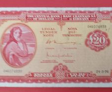 Irish 1976 Lavery Twenty pound banknote in Very Fine condition