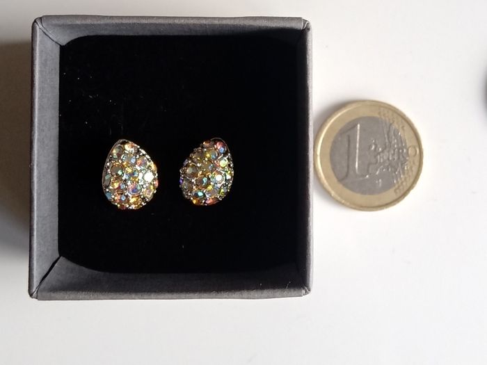 Vintage aurora borealis crystal studs