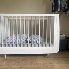 snuzkot including mattress and two snuzkot fitted sheets