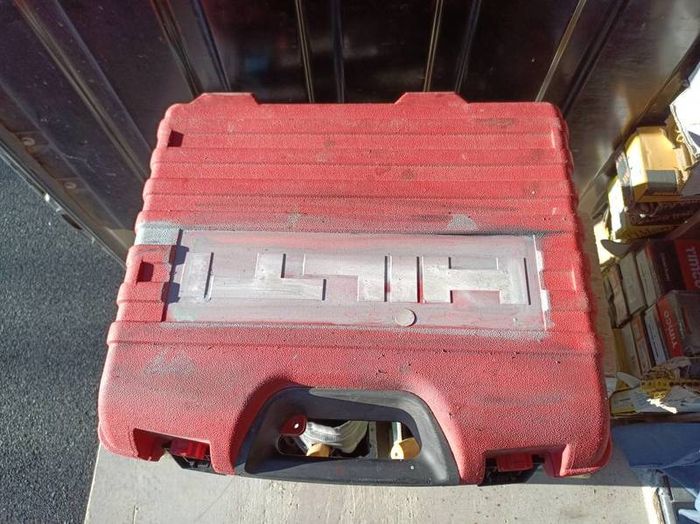 Hilti nail gun ( Paslode)
