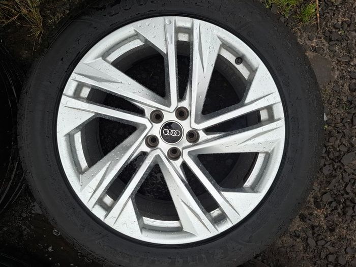 20" Genuine Audi Q7 S Line Alloys with tyres
