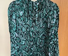 Suncoo blouse size T1 . 10-12