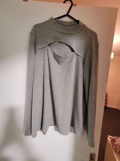 cut out top size large