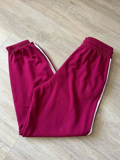 adidas sweatpants (S)