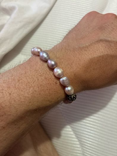 pearl bracelet